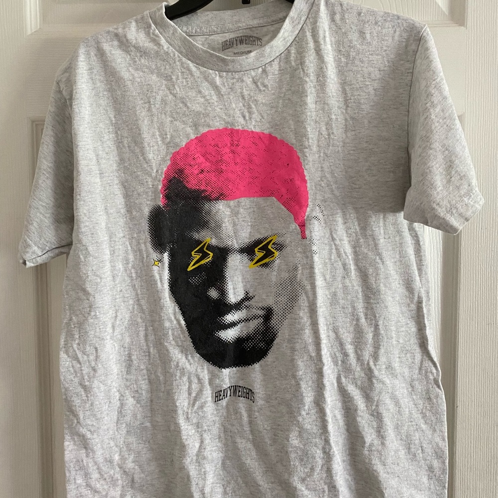 Men’s medium HEAVY WEIGHTS shirt